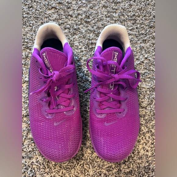 Nike Metcon 5 Vivid Purple w/ hyperlifts - Picture 6 of 11